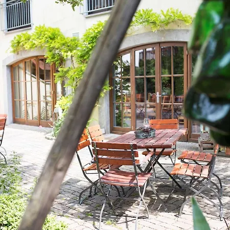 Värdshus Weingut Schilling *